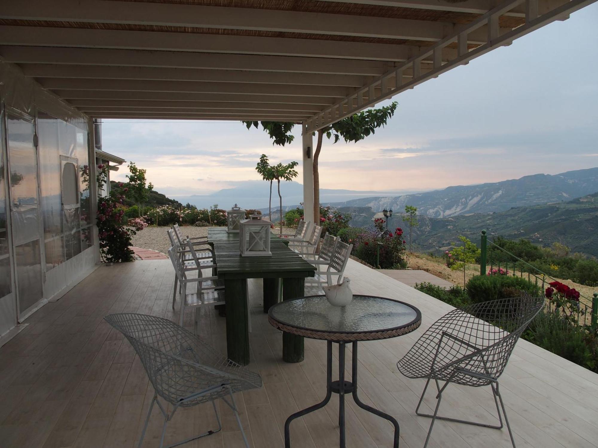 فندق Ktima Noosfera Wellness & Retreat Center Karya المظهر الخارجي الصورة